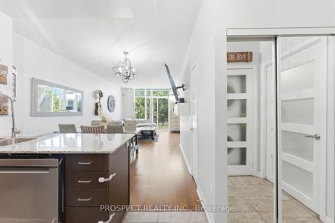 Photo 4 at 129 - 525 Wilson Avenue, Clanton Park, Toronto