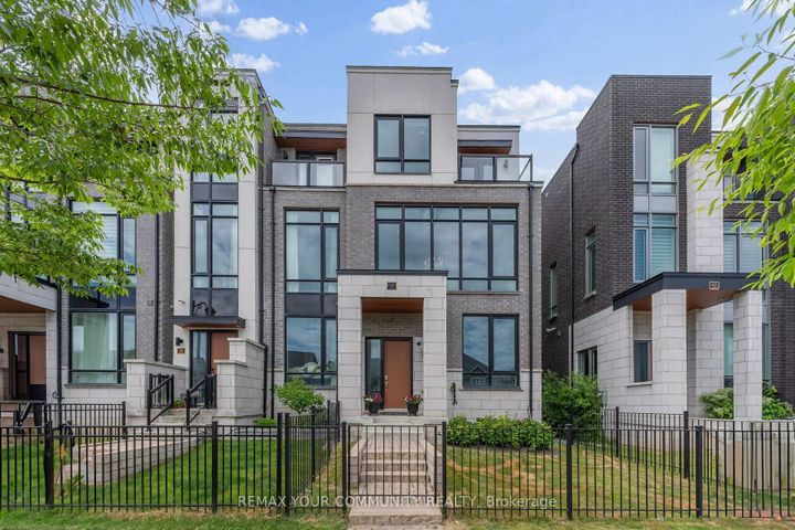 Photo 1 at 40 Crimson Forest Drive, Patterson, Vaughan