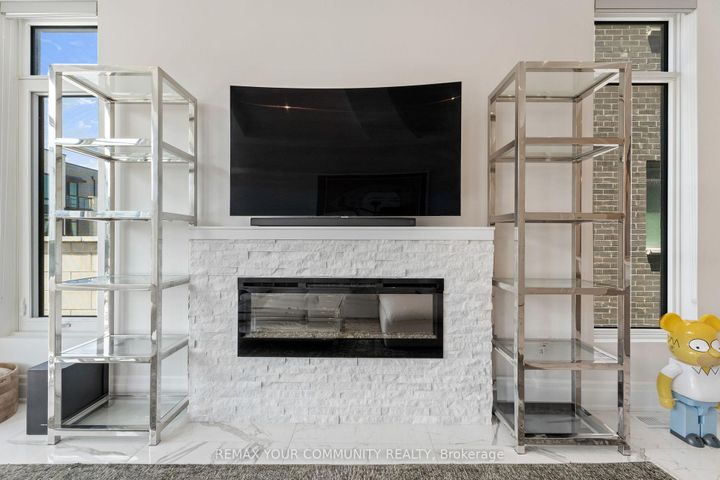 Photo 16 at 40 Crimson Forest Drive, Patterson, Vaughan