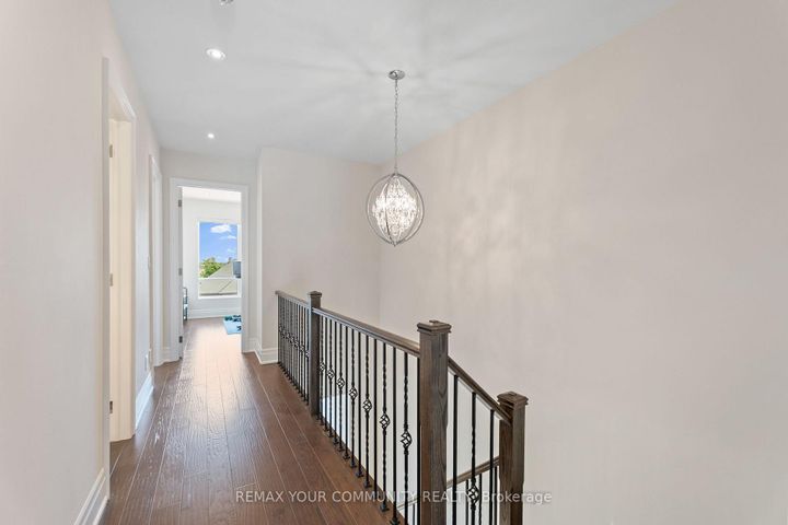 Photo 20 at 40 Crimson Forest Drive, Patterson, Vaughan