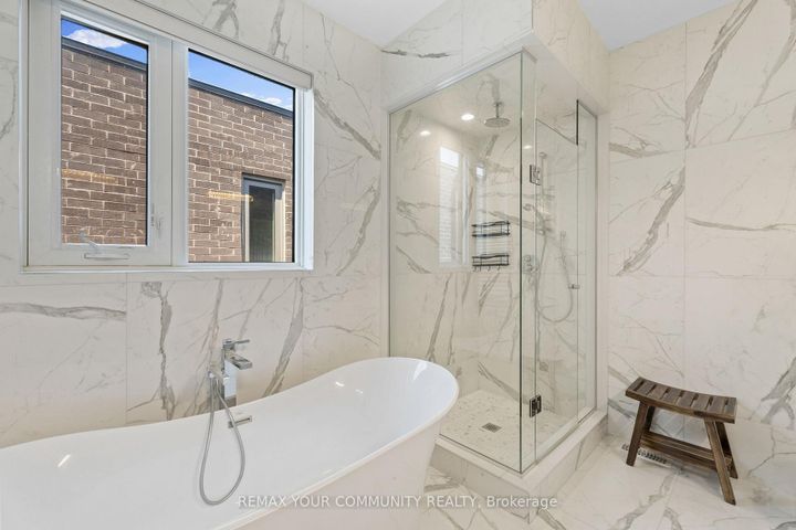 Photo 24 at 40 Crimson Forest Drive, Patterson, Vaughan