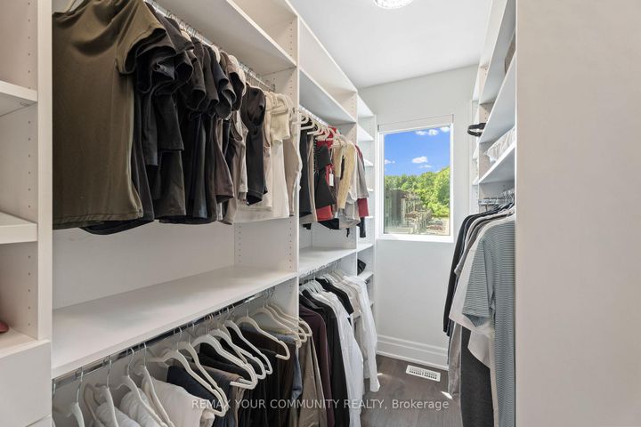 Photo 25 at 40 Crimson Forest Drive, Patterson, Vaughan