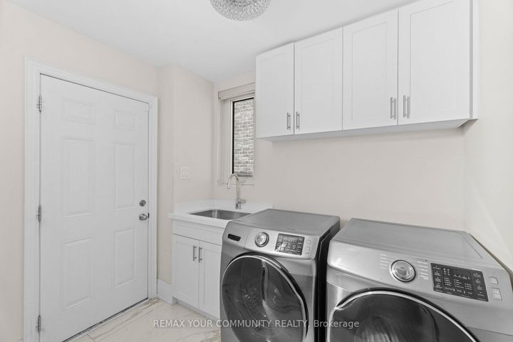 Photo 30 at 40 Crimson Forest Drive, Patterson, Vaughan