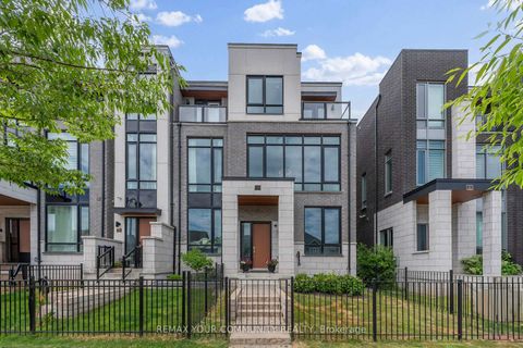 Photo 1 at 40 Crimson Forest Drive, Patterson, Vaughan