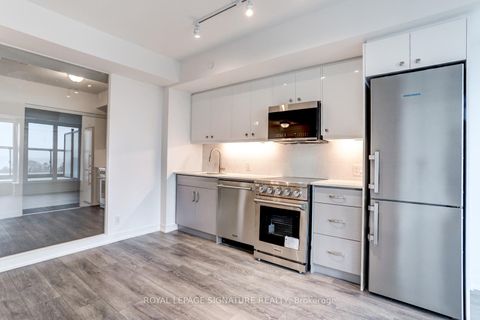 Photo 2 at 814 - 2 Manderley Drive, Cliffside, Toronto