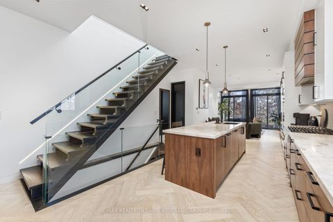 Photo 8 at 90 East Lynn Avenue, Woodbine Corridor, Toronto