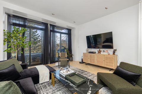 Photo 15 at 90 East Lynn Avenue, Woodbine Corridor, Toronto