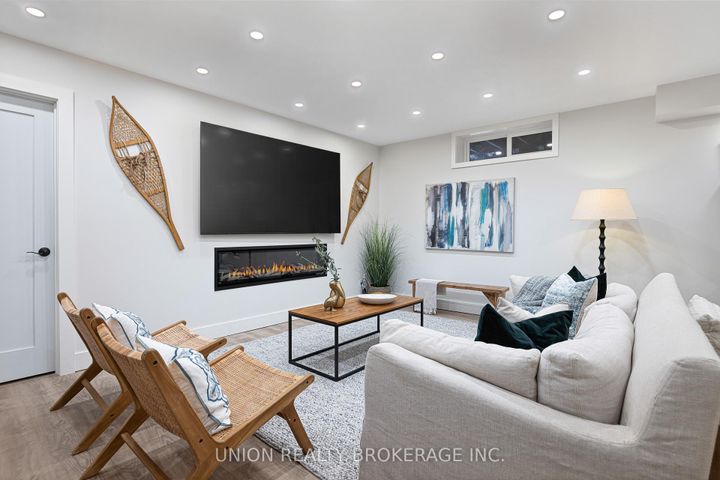 Photo 17 at 2 Hilo Road, Long Branch, Toronto