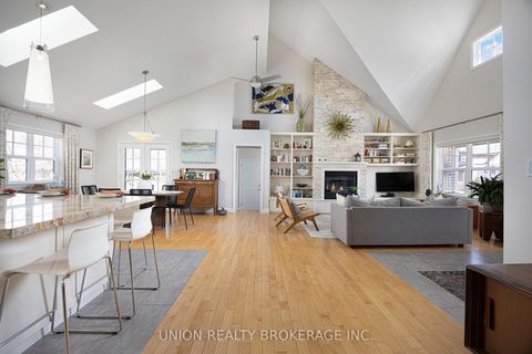 Photo 4 at 2 Hilo Road, Long Branch, Toronto