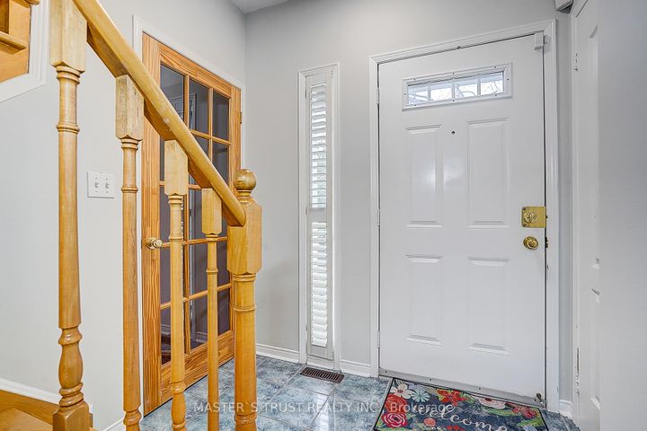 Photo 6 at 48 - 5535 Glen Erin Drive, Central Erin Mills, Mississauga