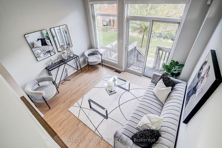 Photo 12 at 48 - 5535 Glen Erin Drive, Central Erin Mills, Mississauga