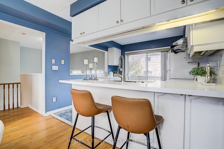 Photo 17 at 48 - 5535 Glen Erin Drive, Central Erin Mills, Mississauga