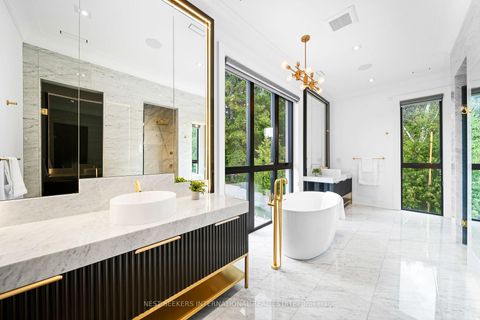 Photo 19 at 36 Waymar Heights Boulevard, Islington Woods, Vaughan