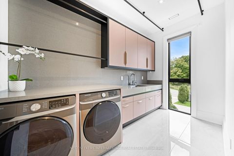 Photo 32 at 36 Waymar Heights Boulevard, Islington Woods, Vaughan