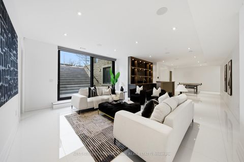 Photo 36 at 36 Waymar Heights Boulevard, Islington Woods, Vaughan