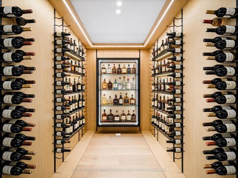 Photo 37 at 36 Waymar Heights Boulevard, Islington Woods, Vaughan