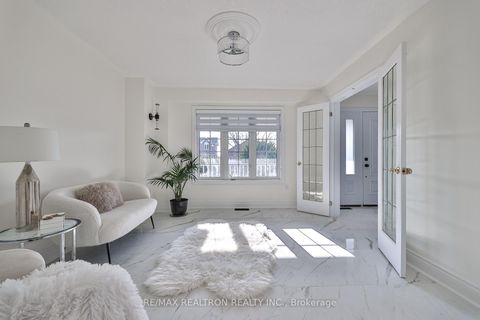 Photo 6 at 25 Highcastle Avenue, Keswick North, Georgina