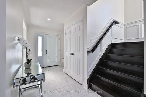 Photo 25 at 25 Highcastle Avenue, Keswick North, Georgina