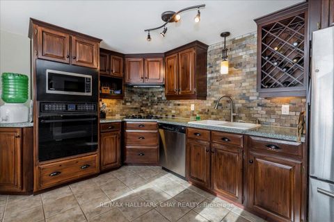 Photo 5 at 3302 Innisfil Beach Road, Rural Innisfil, Innisfil