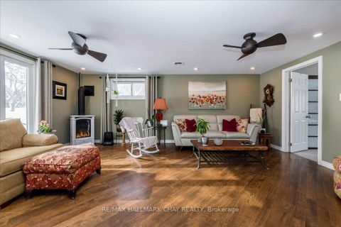 Photo 7 at 3302 Innisfil Beach Road, Rural Innisfil, Innisfil