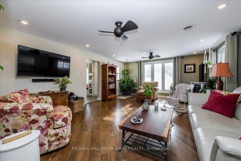 Photo 9 at 3302 Innisfil Beach Road, Rural Innisfil, Innisfil