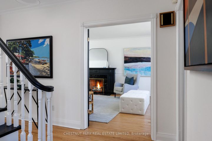 Photo 4 at 264 Oriole Parkway, Eglinton, Toronto