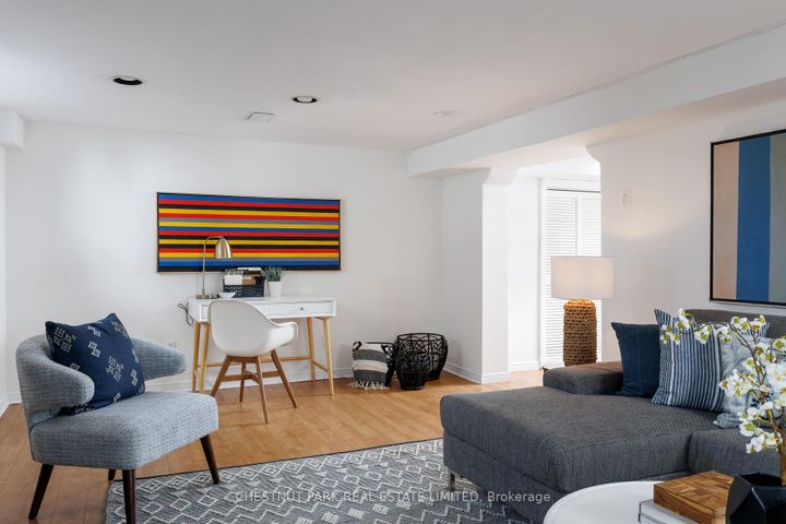 Photo 40 at 264 Oriole Parkway, Eglinton, Toronto