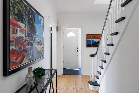 Photo 2 at 264 Oriole Parkway, Eglinton, Toronto