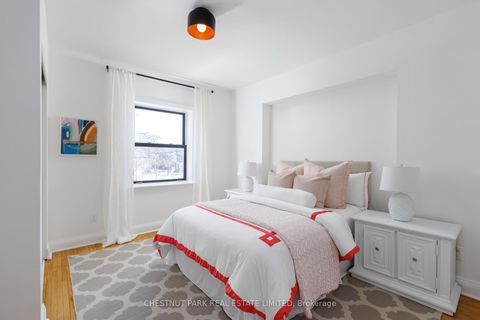 Photo 33 at 264 Oriole Parkway, Eglinton, Toronto