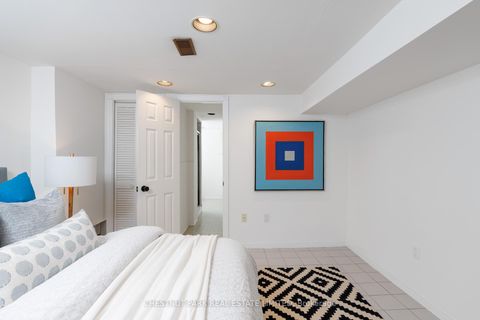 Photo 42 at 264 Oriole Parkway, Eglinton, Toronto