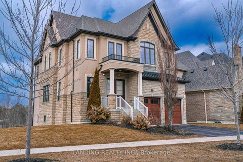 Photo 2 at 118 Burns Boulevard, King City, King