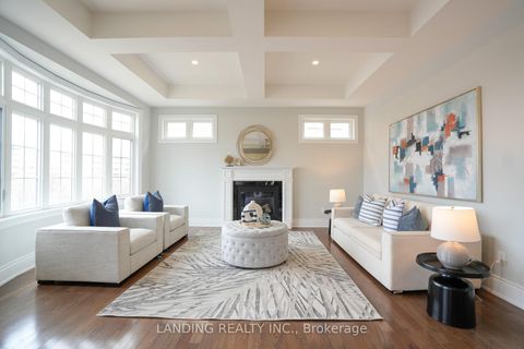 Photo 8 at 118 Burns Boulevard, King City, King