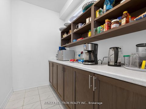 Photo 10 at 27 Franklin Trail, Rural Barrie Southwest, Barrie