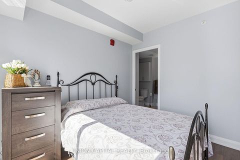 Photo 8 at 412 - 112 Woodbridge Avenue, West Woodbridge, Vaughan