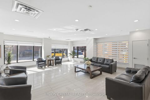Photo 15 at 412 - 112 Woodbridge Avenue, West Woodbridge, Vaughan