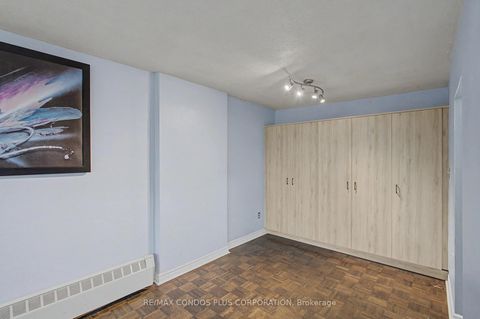 Photo 11 at 208 - 5949 Yonge Street W, Newtonbrook East, Toronto