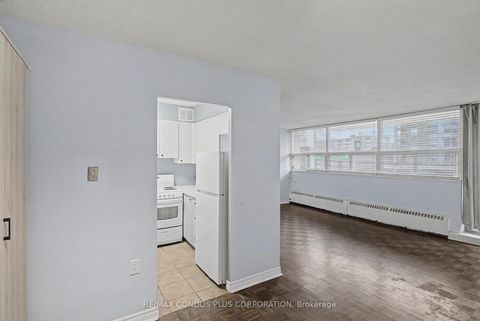Photo 13 at 208 - 5949 Yonge Street W, Newtonbrook East, Toronto