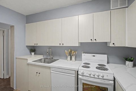 Photo 18 at 208 - 5949 Yonge Street W, Newtonbrook East, Toronto