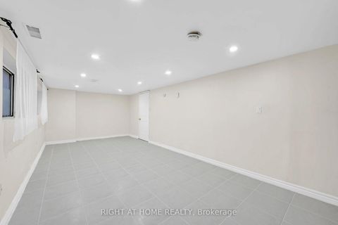 Photo 29 at 5 Hollingworth Drive, Dorset Park, Toronto