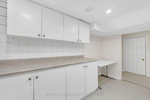 Photo 32 at 5 Hollingworth Drive, Dorset Park, Toronto