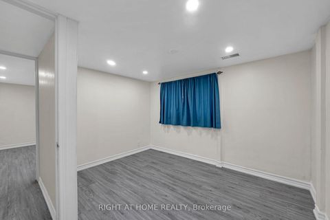 Photo 35 at 5 Hollingworth Drive, Dorset Park, Toronto