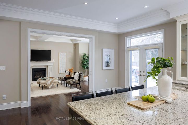 Photo 14 at 125 Paliser Court, SW Southwest, Oakville