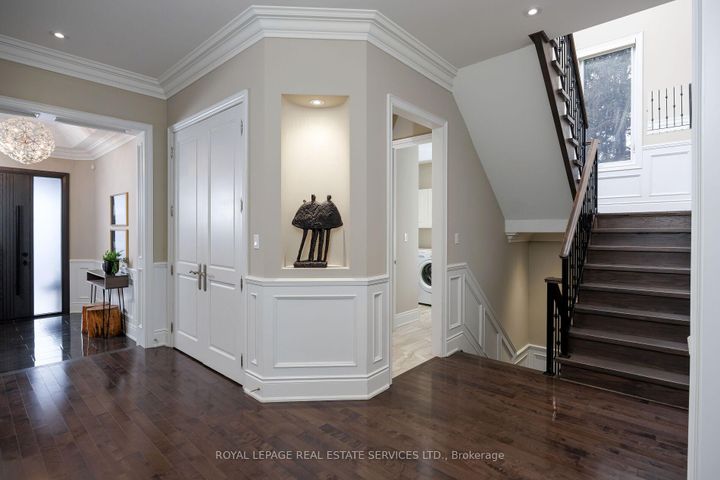 Photo 17 at 125 Paliser Court, SW Southwest, Oakville