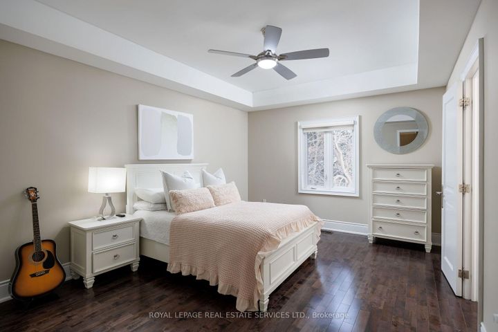 Photo 25 at 125 Paliser Court, SW Southwest, Oakville