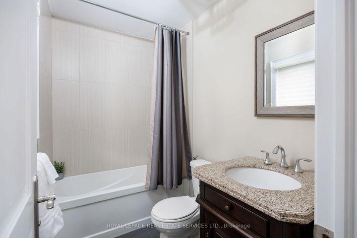 Photo 31 at 125 Paliser Court, SW Southwest, Oakville