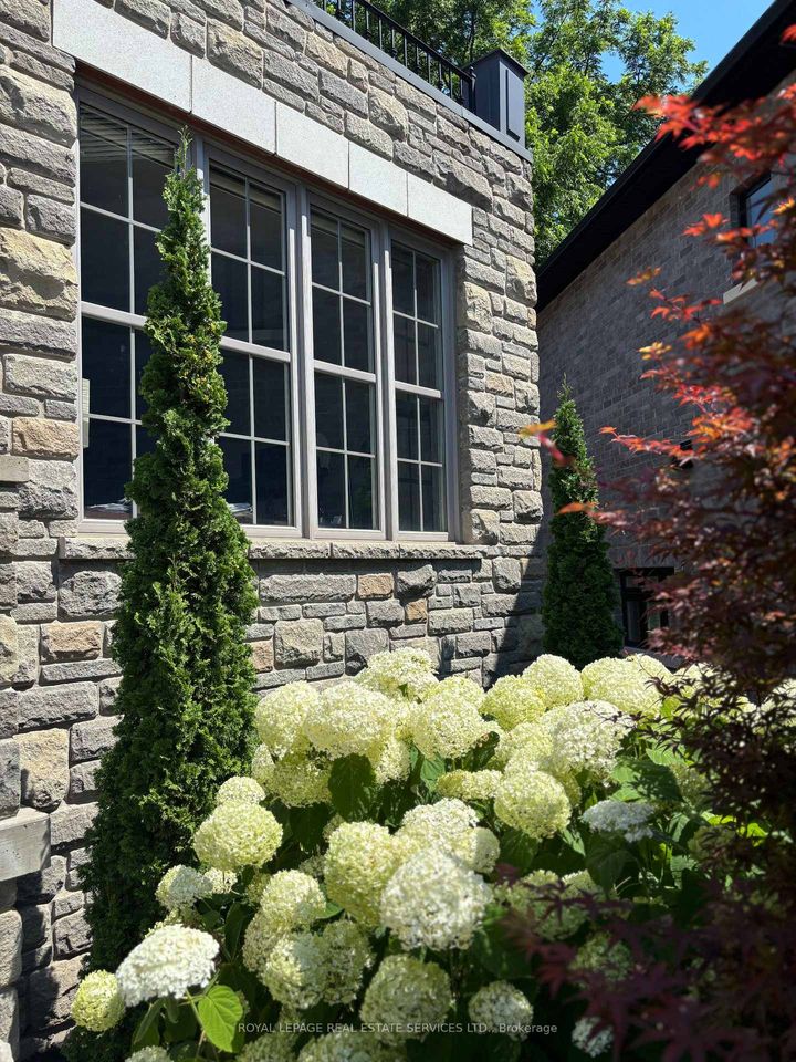 Photo 38 at 125 Paliser Court, SW Southwest, Oakville