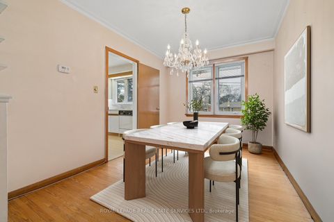 Photo 4 at 51 Smithwood Drive, City Centre West, Toronto