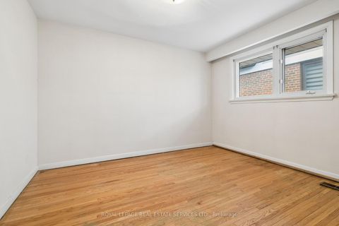 Photo 8 at 51 Smithwood Drive, City Centre West, Toronto