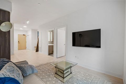 Photo 13 at 813 - 15 Mercer Street, Waterfront Communities C1, Toronto
