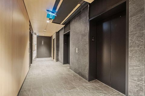 Photo 30 at 813 - 15 Mercer Street, Waterfront Communities C1, Toronto